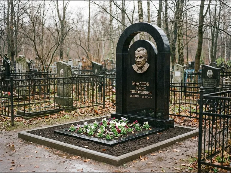 Памятник с барельефом — выполненная работа 23 в Норильске
