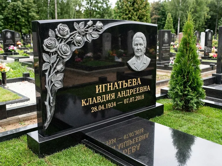 Памятник с барельефом — выполненная работа 45 в Норильске