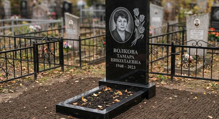 Памятник с гравировкой тюльпанов — выполненная работа «Волкова» в Норильске