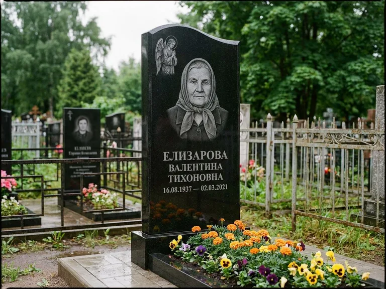 Памятник с гравировкой ангела — гравировка ангела с голубем по диагонали стелы, работа «Пантелеева» в Норильске