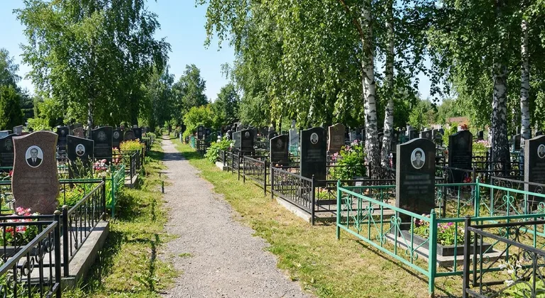 Городское №1 кладбище в Нижневартовска
