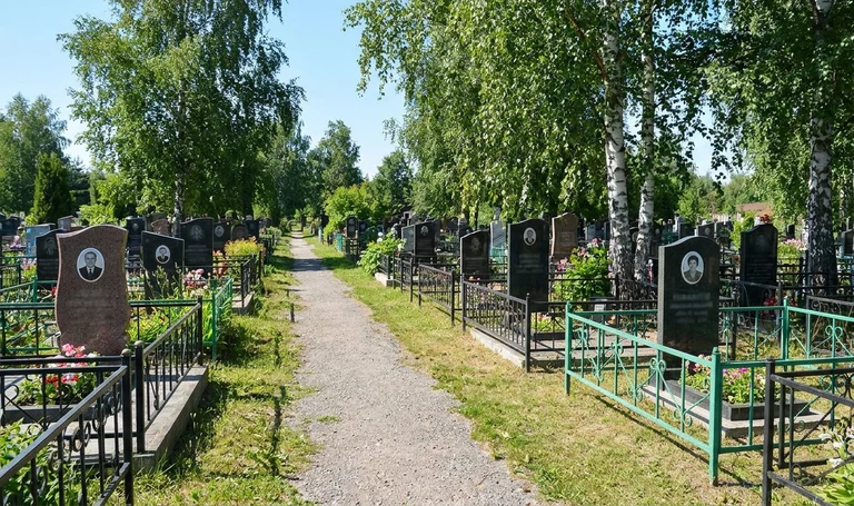 Успенское кладбище в Сочи