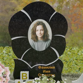 Гранитный вертикальный памятник для одного светский - П233