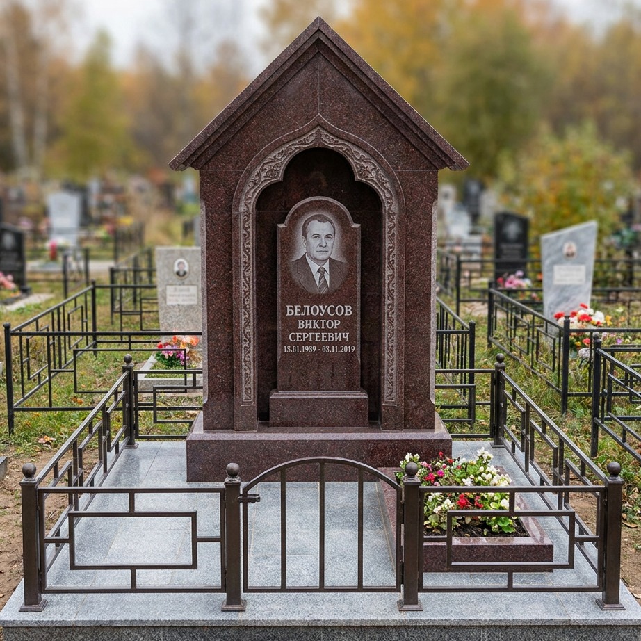 Пример дизайна: Памятник-часовня из красного гранита — фото и цена