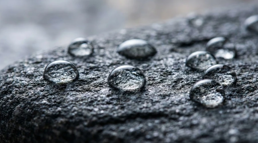 effekt-gidrofobizacii-na-kamne