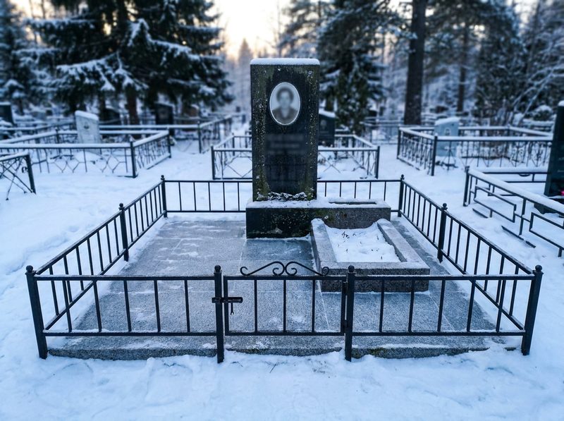 Благоустройство могилы в Норильске — пример 4